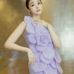 Jenny Cheng Instagram - 💜 很開心能受邀出席Jasmine Galleria時裝秀 這次秀的主題是「多肉植物的繽紛與生命力」 而我化身多肉植物來參加充滿生命力的視覺盛宴 穿著多肉植物為靈感的手工訂製婚紗禮服出席 禮服美到就像童話故事才會出現般的夢幻 Dress @jasmine_galleria_taipei Jewelry @bulgari Makeup @90jollymakeup Hairstyle @wiwi.chang_makeup Photographer @rockykao456 Jasmine Galleria Taipei 手工訂製婚紗禮服 #JASMINEGALLERIA #2024CoutureCollection #Fashion