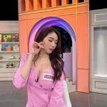 Jenny Cheng Instagram - 🩷 地震大家還好嗎？ 半夜跟早上真的被嚇到不行🥹 讓我覺得要珍惜每一天每個當下 去見你想見的人～去做你想做的事 人生任何決定都不要後悔不要錯過 畢竟人生無常誰都不知道下一秒會如何 Outfit @bluebelltw @blugirlofficial Nail @eviewenevie Eyelashes @ayu_makeup.art