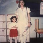 Jenny Cheng Instagram - 母親節快樂👩 謝謝媽媽讓我出生在這個世上 為了這個家為了我們付出了青春歲月 媽媽的單純和付出一切是優點也是缺點 我希望我能像到一半就好不然太辛苦了 謝謝媽媽常常用冷笑話逗樂我們😂 我想我的天然呆跟綜藝魂是遺傳到媽媽 希望你持續保持少女心～天天開心❤️xoxo