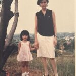 Jenny Cheng Instagram - 母親節快樂👩 謝謝媽媽讓我出生在這個世上 為了這個家為了我們付出了青春歲月 媽媽的單純和付出一切是優點也是缺點 我希望我能像到一半就好不然太辛苦了 謝謝媽媽常常用冷笑話逗樂我們😂 我想我的天然呆跟綜藝魂是遺傳到媽媽 希望你持續保持少女心～天天開心❤️xoxo