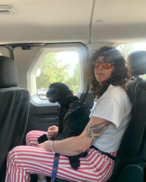 Jenny Lewis Instagram - JOY’ALL meets summer odyssey w @beck @wearephoenix @sirchloe 
what a time we had! 
thank U! 

1). thank u @beck for being such a huge part of my musical life! 
@bobbyrhubarblewis thanks you too 
as puppy and a truck wouldn’t exist w/o U!
B) where it’s at w our new friends @sirchloe 
3). the @wearephoenix 🌈 bridge as we take the stage @thekiaforum 
4). bobby soxxxx
5). bobby w @iamjessnolan 
6). learning the electric slide w @megbrittcole @climatepledgearena 
7). @willienelsonofficial @nicolelawrence___ @acltv 
8). JAMZ
9). road dog cont….
10). @jimmytamborello
@postalservicemusic @gibbstack 
see you soon!
