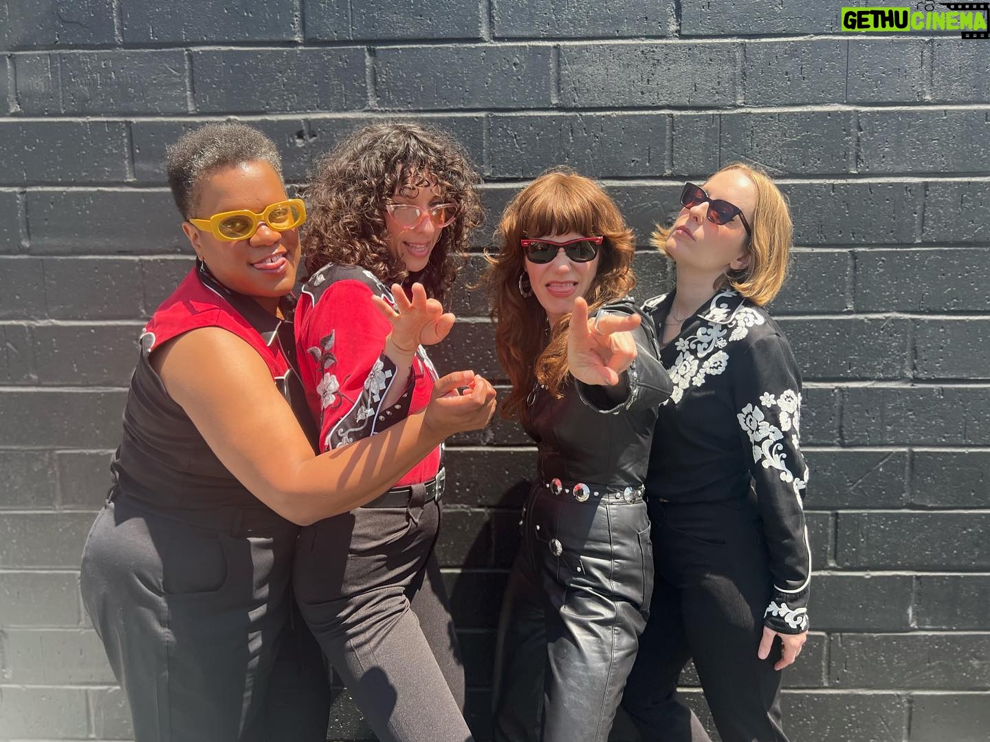 Jenny Lewis Instagram - JOY’ALL @megbrittcole @iamjessnolan @ryanmadora @nicolelawrence___ 📸 by @vanessaredd_n