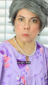 Jenny Lorenzo Instagram - Laritza Diaz-Coe-Toooooe 🙄 #latinosbelike #growinguphispanic #latinomemes #latinocomedy #spanglish #spanish