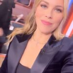 Jenny Taft Instagram - FOX College Hoops 🫶