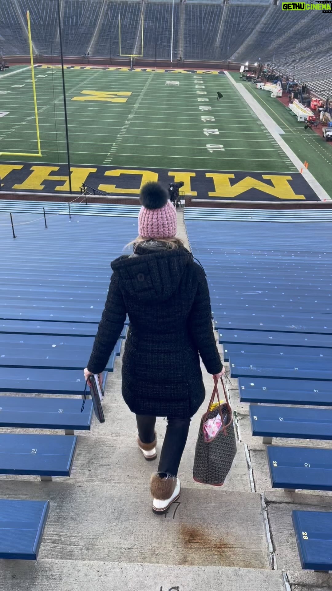 Jenny Taft Instagram - Yesterday was wild at the Big House. 😜