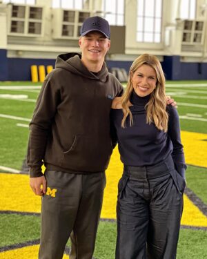 Jenny Taft Instagram - Busy but wonderful week 🧡