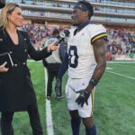 Jenny Taft Instagram - Best job. 🤍