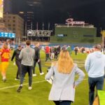 Jenny Taft Instagram – Going to miss these post game interview run outs! Until next season !! 🏃‍♀️

Also Lincoln Riley agreeing to the eggnog bath celebration is too good 😂 

#usc #cfb #bowlseason #cfbonfox #sidelinereporter