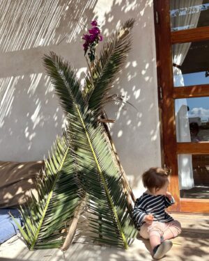 Jenovéfa Boková Instagram - 32 let na tomhle světě

Děkuju ti živote! I za to, že někdy pěkně zkoušíš co člověk vydrží, ale bez toho by byla nuda a člověk by stál na místě. ✌🏻❣️