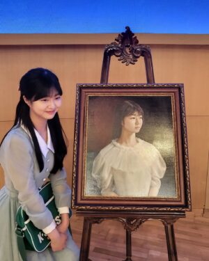 Jeon Chae-eun Instagram - 인혜야... 😢 
#작은아씨들
#박효린
#전채은