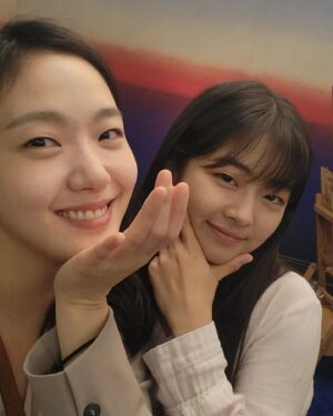 Jeon Chae-eun Instagram - 오늘은 #작은아씨들 하는날 🌟 
TVN 9시 10분!!!!