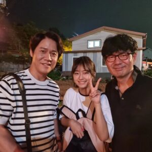 Jeon Chae-eun Instagram - 오늘의 웹툰! 오늘 만나요오 🌟 
SBS 저녁 10시!! 본방사수!♡
#오늘의웹툰 
#전채은
#마유나
#김세정
#온마음
#박호산
#장만철