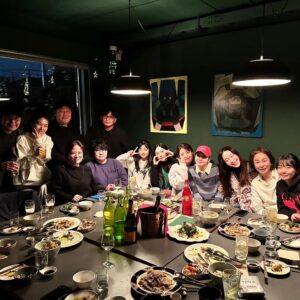 Jeon Chae-eun Instagram - 진짜진짜 오랜만에 #작은아씨들 
벌써 2023년이 코앞까지 다가왔어요🥴
2022년 주신 많은 사랑 너무 감사드립니다🥰