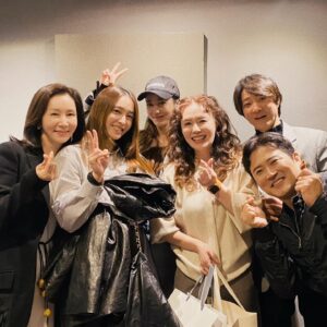Jeon In-hwa Instagram - 연극 하희라의 러브레터💌

오랜만에 연극 무대에서 함께 웃고 울고~😄😭
#하희라#러브레터