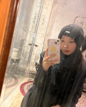 Jeon Ji-yoon Instagram - 첫 방어, 첫 눈, 첫 붕어빵, 첫 방글이네 케익샵..
@tamnna_inn 
🤍