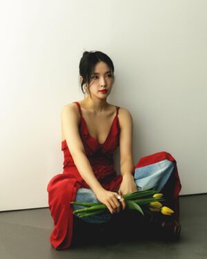 Jeon Ji-yoon Instagram - 레드향🔴