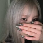 Jeon Hee-jin Instagram - 10 ways to show off my new nails 💅✨