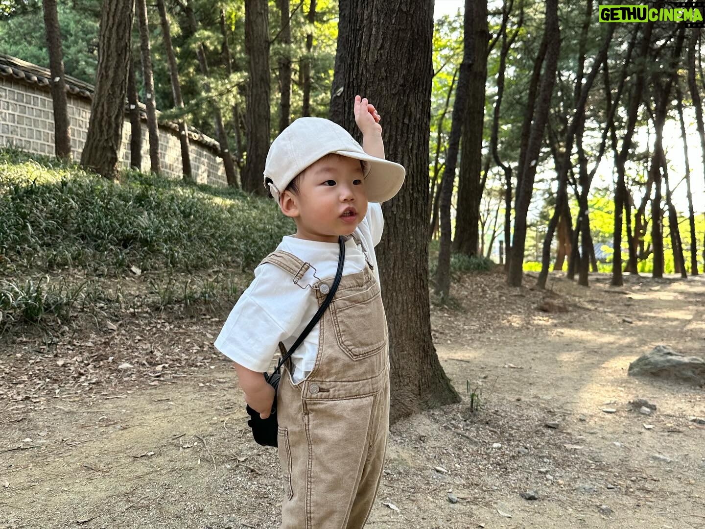 Jeon Hye-bin Instagram - 아침 점심 저녁 바쁜 토요일은 원래 내스타일 아니긴 한데 이런 토욜은 참 좋다🎈