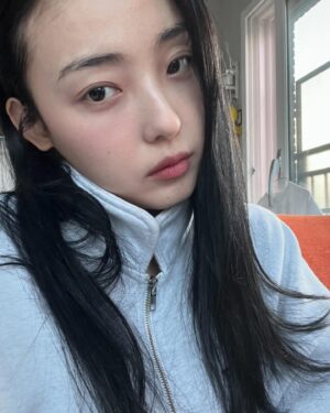 Jeon So-nee Instagram - 