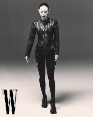 Jeon So-nee Instagram - W Korea 🤚🏻🪩