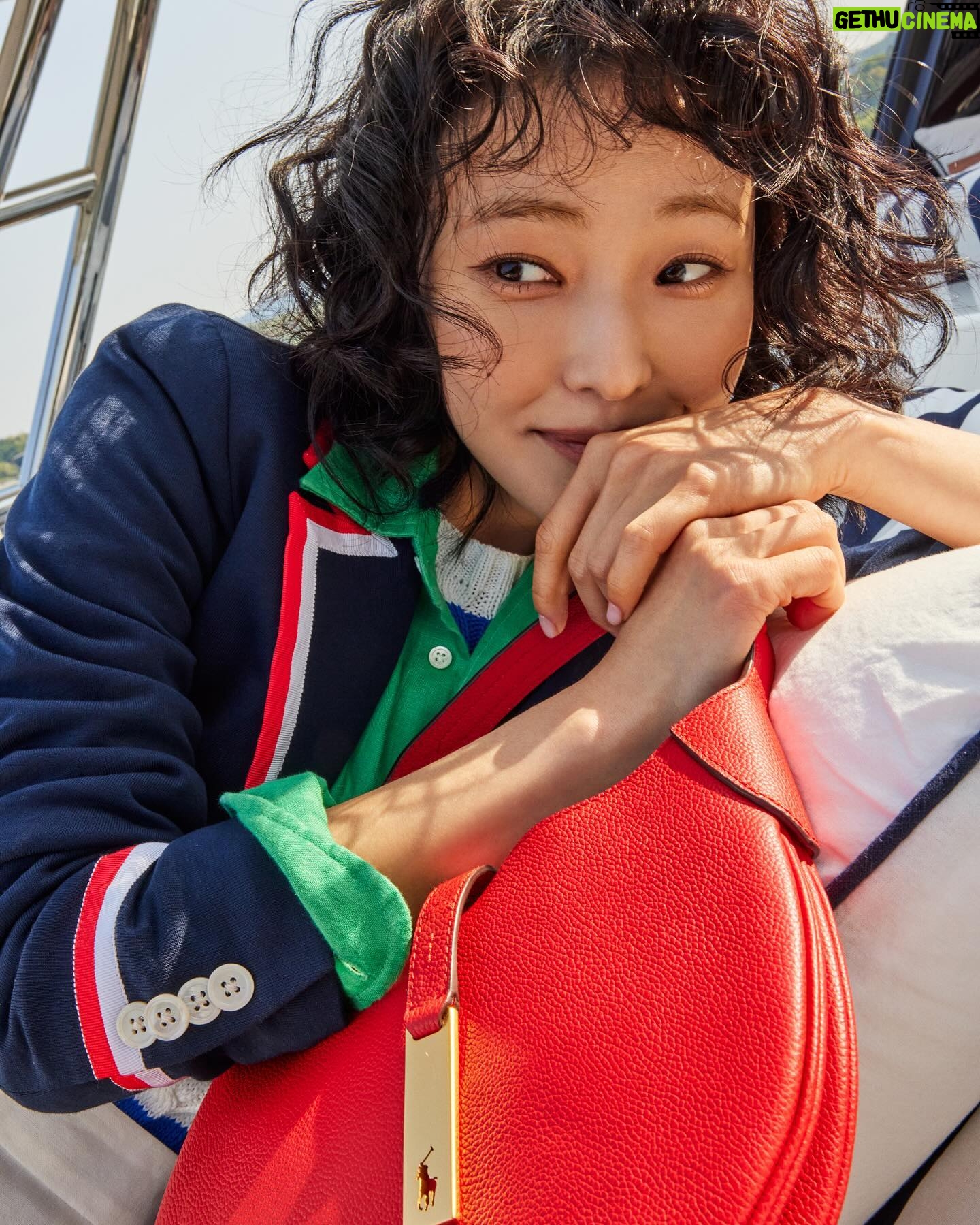 Jeon So-nee Instagram - Only Polo : Art of Escape #PoloRalphLauren @PoloRalphLauren #OnlyPolo
