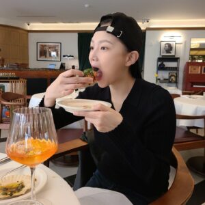 Jeong Da-eun Instagram - 잘먹었습니다 크왕😋