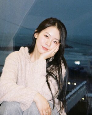 Jeong Da-eun Instagram - 모으고 모아서
