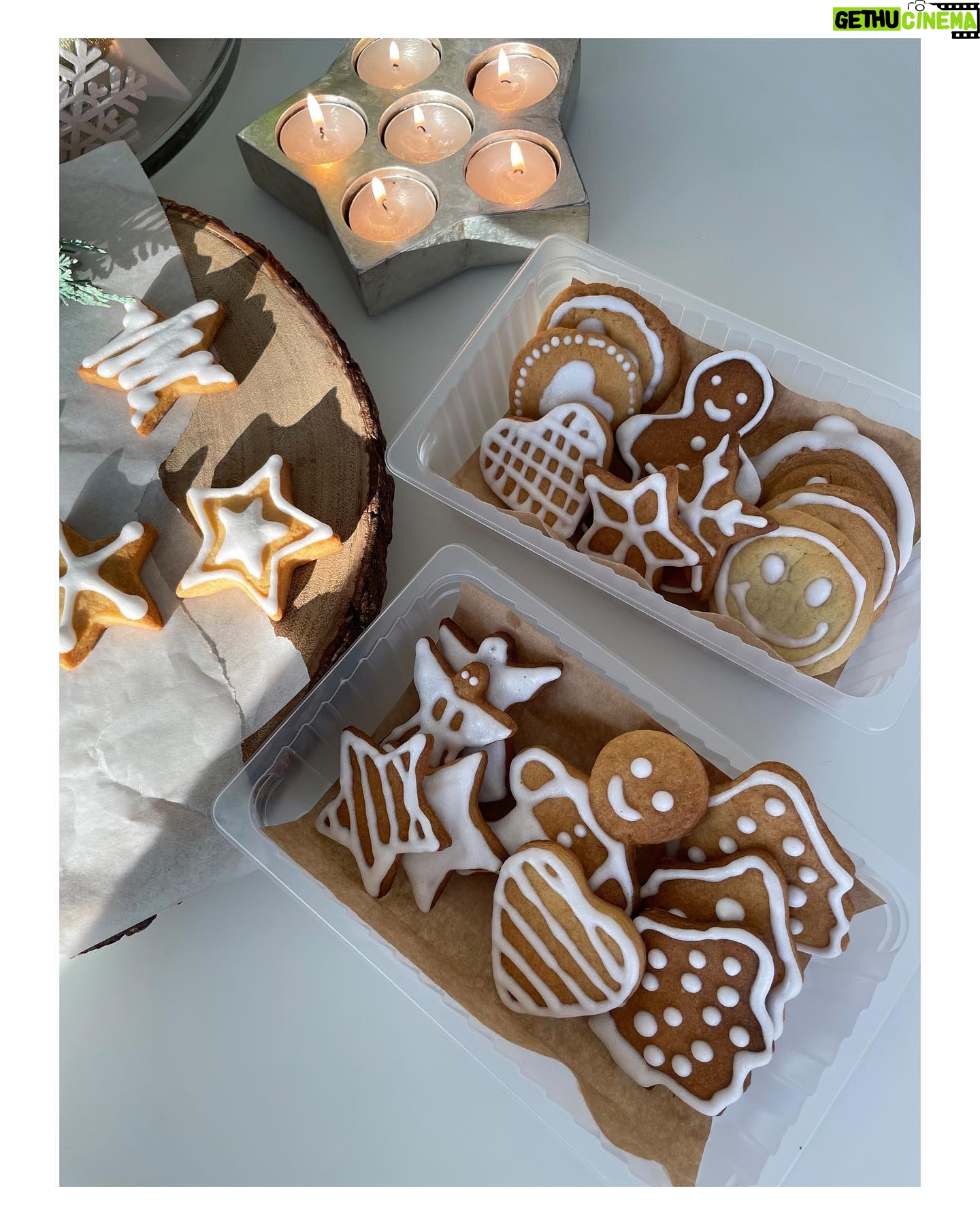 Jeong Hye-young Instagram - 🌲크리스마스 쿠키 각자의 취향대로 만들기 ❤️