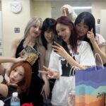 Jeong Jin-sol Instagram – ARTMS 데뷔 쇼케이스 끝! 🩷💚❤️💙💜