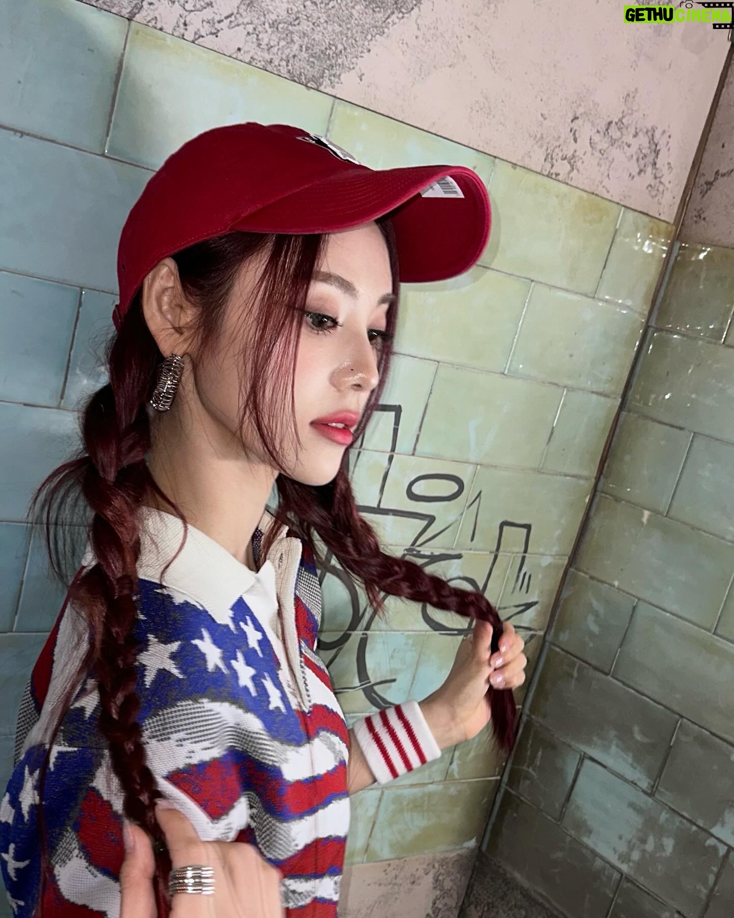 Jeong Jin-sol Instagram - 'Candy Crush' OUT NOW! ๐ญ๐งข๐ฌ๐ฉท๐ผ