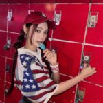 Jeong Jin-sol Instagram - 'Candy Crush' OUT NOW! 🍭🧢🍬🩷🛼
