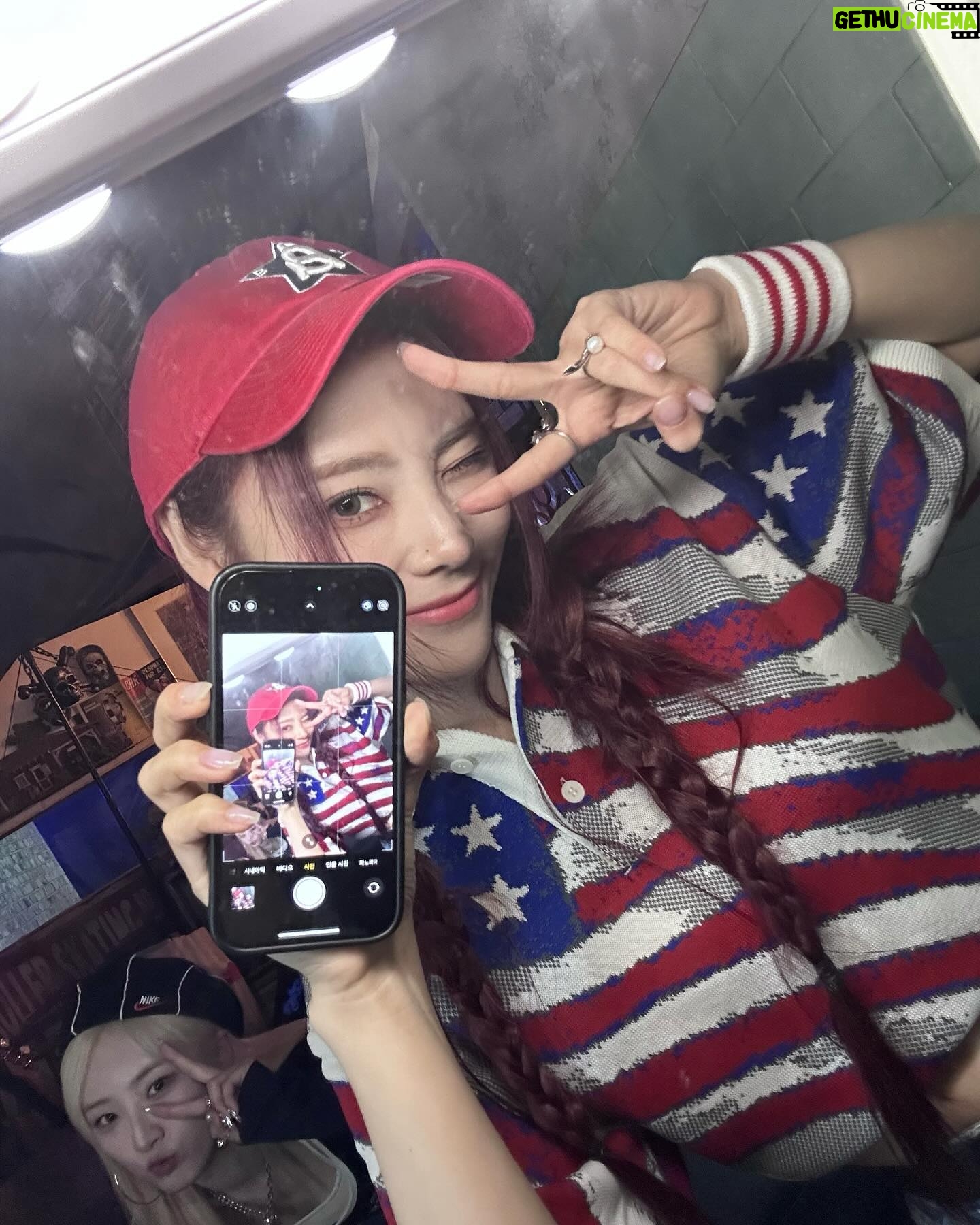 Jeong Jin-sol Instagram - 'Candy Crush' OUT NOW! ๐ญ๐งข๐ฌ๐ฉท๐ผ