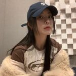 Jeong Yu-mi Instagram - 장기간 사극촬영 끝났으니 뒷북 좀 쳐도 되쟈나.💇🏻‍♀️😛💕