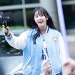 Jeong Yu-mi Instagram - 여러분의 곁으로 더 가까이 가는 저 정유미, 한번 믿어주세요! 지금 바로 유튜브에서 #그유미말고. 고고!!😆 잘 부탁드립니다🙇🏻‍♀️ (그저 축구를 좋아하는 제가 그저 축구를 좋아하는 분들이 더 많아졌으면 하는 바램을 담아)다시 한번 잘 부탁드립니다아🩵