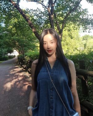 Jeong Yu-mi Instagram - 덥네ㅎㅎㅎ.🍺