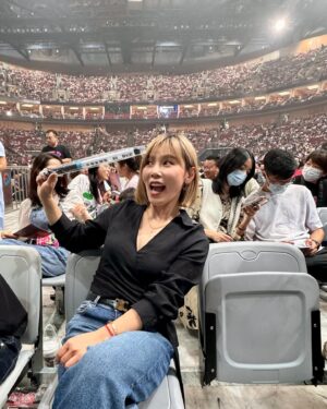 Jess Lee Instagram - 《潘瑋柏”狂愛”巡迴演唱會》廣州站
.
潘帥是真的很帥！😍😍
幽默風趣！！舞台魅力100%！！
grooving 也太好！（情歌手覺得羨慕！😆）
.
今天有一part有點感性，
喜歡這句「謝謝你曾讓我們幸福」❤️