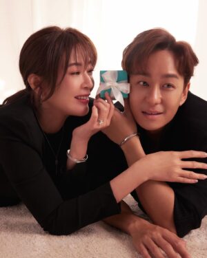 Jesseca Liu Instagram - “Love is the master key that opens the gates of happiness.”
Let’s celebrate the unbreakable bonds that connect us and make it #ATiffanyValentinesDay

@tiffanyandco #tiffanyandco