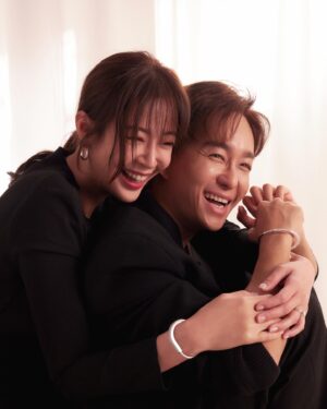 Jesseca Liu Instagram - “Love is the master key that opens the gates of happiness.”
Let’s celebrate the unbreakable bonds that connect us and make it #ATiffanyValentinesDay

@tiffanyandco #tiffanyandco