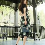 Jesseca Liu Instagram - Nature's runway💜 @dior #LadyDior #DiorAW23