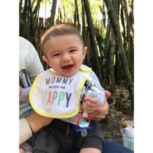 Jessi Smiles Instagram - Your daily dose of cuteness has arrived. #disneyday2 🐭😍💛