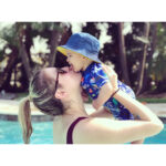 Jessi Smiles Instagram – Sundays are for pools and tongue kisses 😘💛
