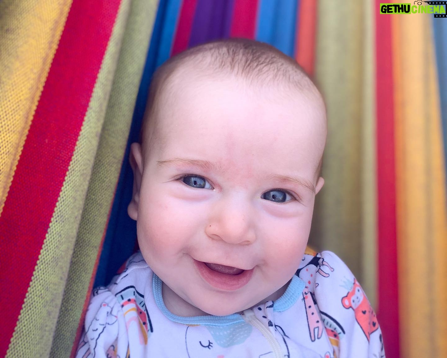 Jessi Smiles Instagram - Five months of loving you! 💛 Some say she’s my twin, some say she’s nassim’s twin, some say she’s Noah’s twin…I don’t even know anymore. Lmao but queenie is seriously the most amazing, sweet, and happy baby. She has truly completed our family 🌈✨
