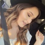 Jessi Smiles Instagram – This fake smile brought to you by: last night’s Game Of Thrones episode. I’ll never be okay again.