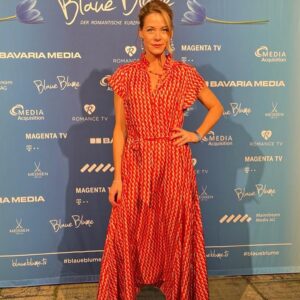 Jessica Ginkel Instagram - Bääm… meine letzte Woche in Bildern… sie war geprägt durch die Berlinale, Empfänge, Veranstaltungen, tolle Gespräche und wundervolle neue und alte Bekannte und Freunde. 
Vielen Dank!

Hier ein kleiner Einblick für euch….

#berlinale 

@ufa_production @ard_degeto  @ndf_film @blaueblume_filmpreis