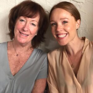 Jessica Keenan Wynn Instagram - Happy Mother’s Day to the dynamo who named me after Jessica Lange because she felt like it 💕🌷