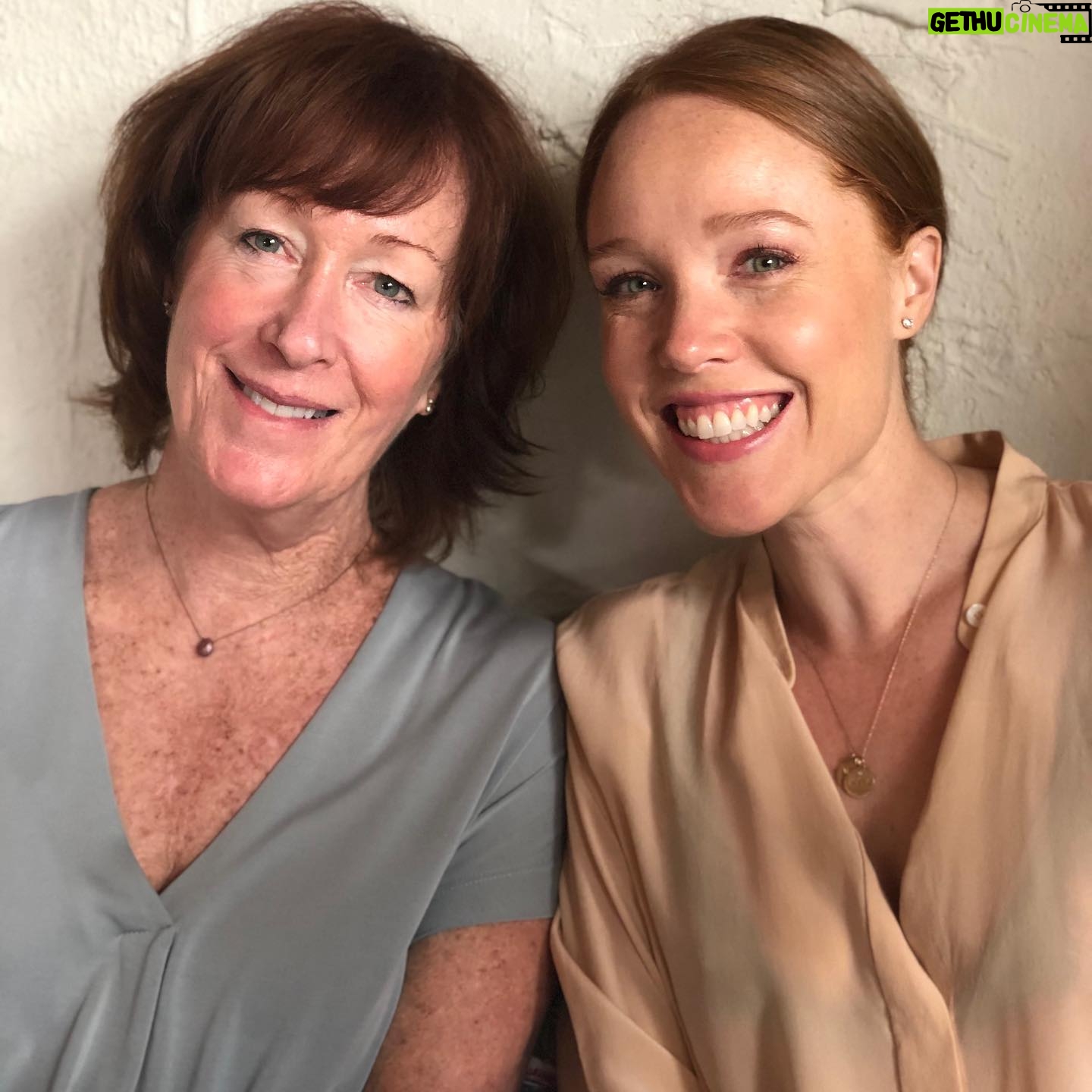 Jessica Keenan Wynn - 5.2K Likes - Happy Motherās Day to the dynamo who named me after Jessica Lange because she felt like it šš·