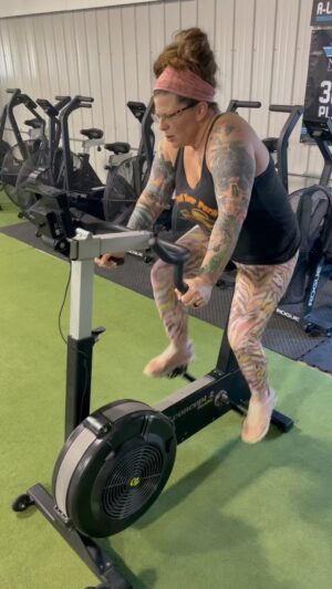 Jessica Kresa Instagram - Keep goin!!! Life can smack you in the face, don’t let it win. Don’t Stop, You got this…… @brandon24fitness