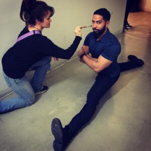 Jessica Paré Instagram - HOLY SHIT YOU GUYS!! @neilbrownjr owns my house now. He’s earned it. ⚰️ (PS @sealteamcbs tonight!!)