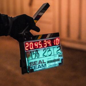 Jessica Paré Instagram - I directed tonight’s episode of SEAL TEAM!! I’m extremely excited for you to see it. And nervous. I’m proud of our work. HUGE thank you to the crew and cast for bringing your A-game, and for being patient with me. I love yous!! Immensely grateful for the opportunity @sealteamcbs ❤️🇺🇸