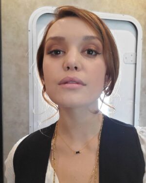 Jessica Sutton Instagram - some press glam ☀️ / sidebar a set pic of the coldest I have ever been in my life! 
threads/ jewels @houseofjewelsboutique 🙏
hair @miss_tamtam 🙏
face @angelajnair 🙏